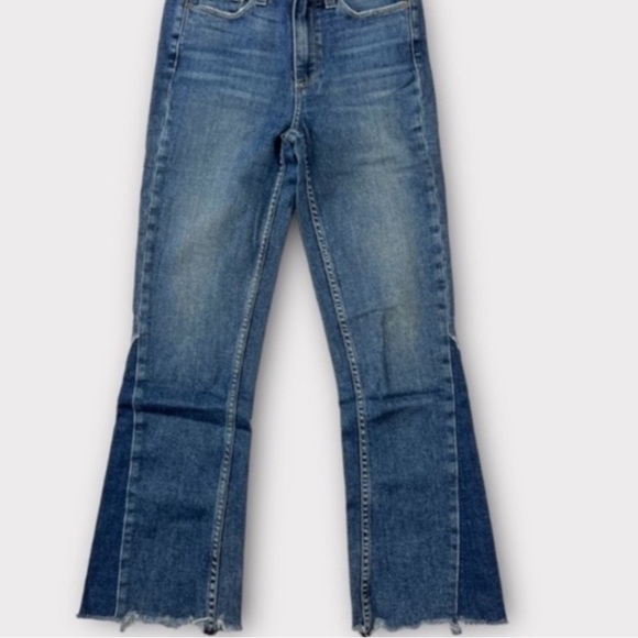 Paige COLETTE PIECED RAW-EDGE CROPPED FLARED JEANS IN KENYA DISTRESSED - Picture 4 of 8